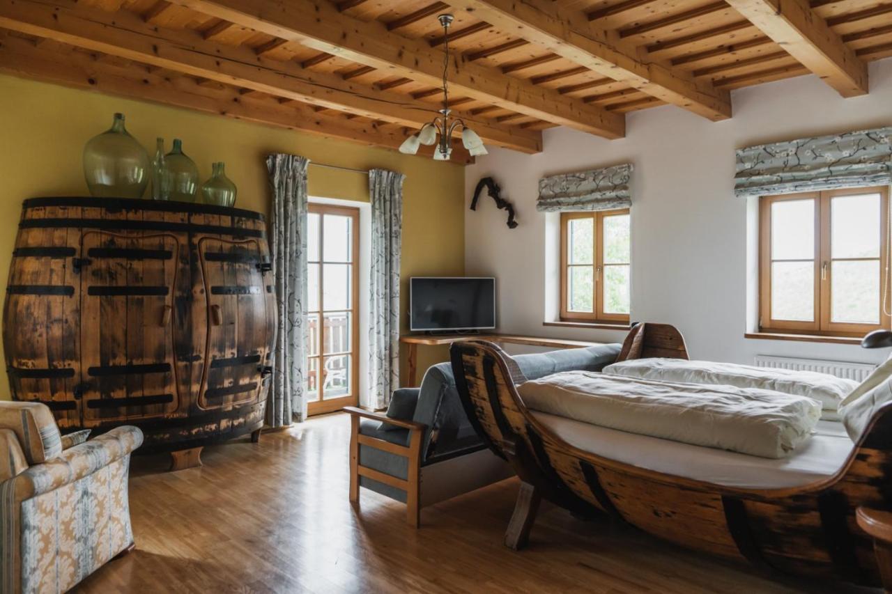 Bed and Breakfast Weingut Koegl Ratsch an der Weinstraße Exterior foto